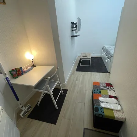 Le studio Arago - aux portes de Paris * Saint-Ouen (Seine-Saint-Denis)